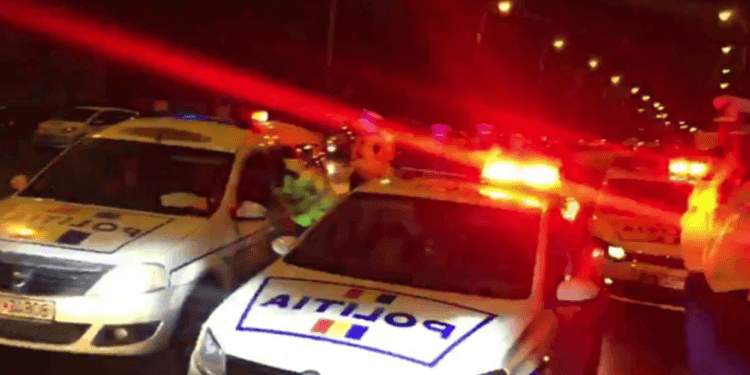 Copil la volan, noaptea, pe drumuri! Adolescent de 14 ani oprit de polițiști, anchetă în desfășurare!