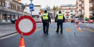 Noaptea de Anul Nou, transformată în coșmar. 40 de morți și peste 100 de răniți, după o explozie la petrecerea la care aceștia participau cu fast