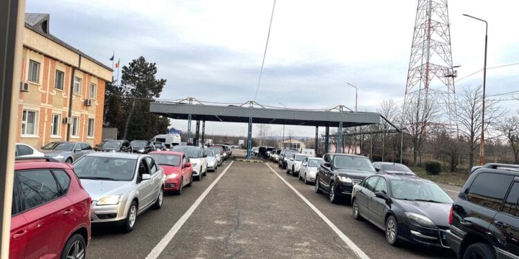 Val de intrări în România! 15.000 de persoane au trecut vama în doar două zile!