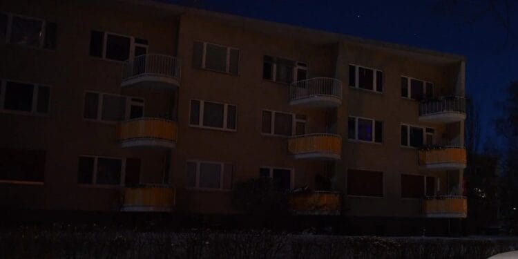 Gerul lasă peste 11.000 de locuințe fără curent. Consum de gaze estimat să crească cu 20%!