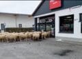 „Invazie” neașteptată într-un supermarket! Zeci de oi au luat cu asalt magazinul, spre amuzamentul clienților