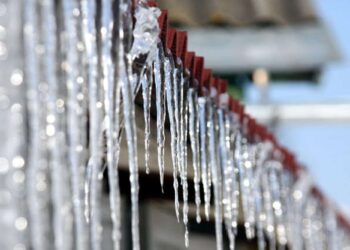 Gerul pune stăpânire pe România! Nopți cu până la -20 de grade și risc de polei!