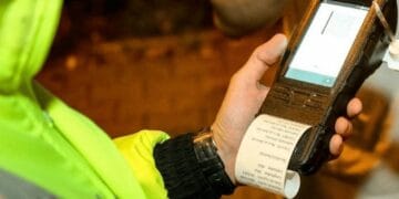 Șofer de 20 de ani, prins drogat la volan! Dosar penal deschis de polițiști!