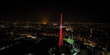 România se aprinde în roșu pentru 112. Peste 140 de clădiri marchează Ziua Europeană a Numărului Unic de Urgență