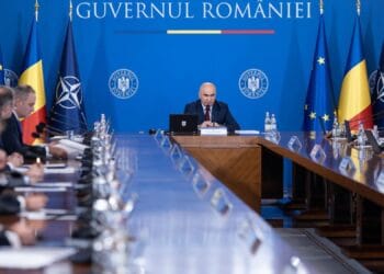 Guvernul bate palma pe reforma administrației! Tăieri de 10% la personal, dar fără afectarea Sănătății, Educației și Apărării. Economii de 3 miliarde de lei!