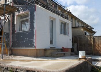 Înșelăciune cu „reparații” supraevaluate! Un bărbat a fost reținut de polițiști!