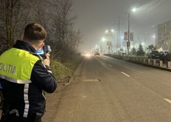 Razie de amploare! Zeci de sancțiuni, permise reținute și dosar penal pentru șofer fără drept de a conduce!