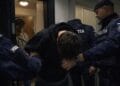 Ultraj! Bărbat arestat după ce a lovit un polițist care era chemat să prevină un conflict domestic!
