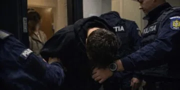 Ultraj! Bărbat arestat după ce a lovit un polițist care era chemat să prevină un conflict domestic!