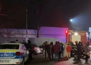 Explozie în toiul nopții! 40 de persoane evacuate, două victime cu arsuri transportate la spital!
