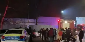 Explozie în toiul nopții! 40 de persoane evacuate, două victime cu arsuri transportate la spital!