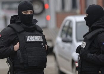 Rețea de trafic de persoane destructurată de DIICOT. Cinci inculpați reținuți, printre victime și o minoră de 16 ani