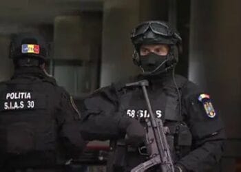 Dealer prins cu „cristal” în mașină! 232 de grame de droguri de mare risc, descoperite în flagrant!