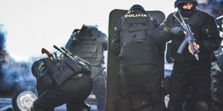 VIDEO. Descinderi în masă într-un dosar de pariuri trucate. Meciuri din liga a III-a, sub suspiciunea de manipulare