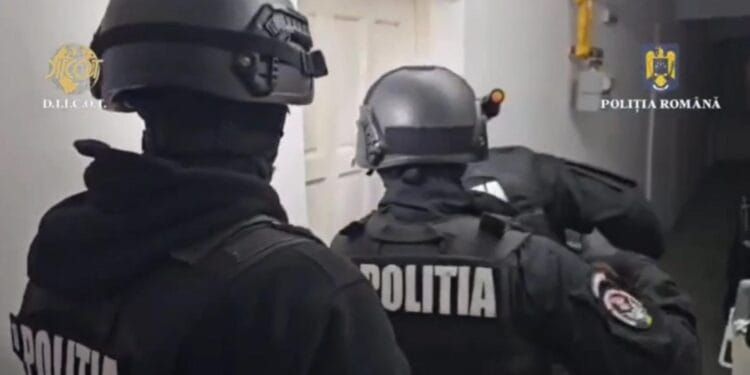 Percheziții într-un dosar de corupție și delapidare. Documente contabile, ridicate de anchetatori!