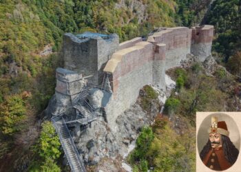 Probleme la Cetatea Poenari! Fisuri, infiltrații și degradări descoperite după reabilitare – termen limită pentru reparații