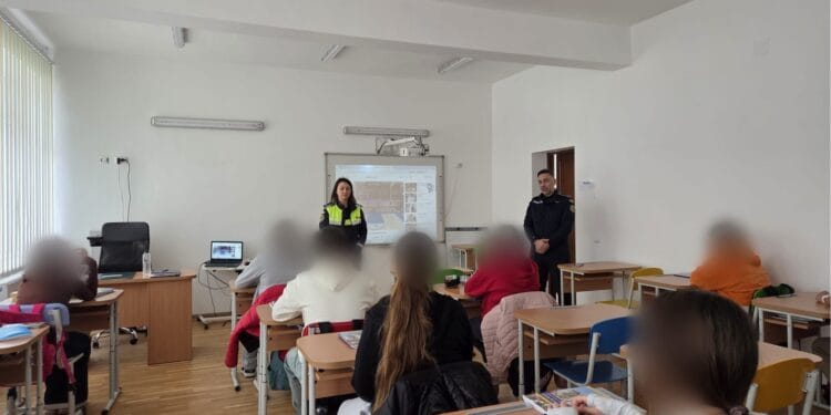 Controale în școli! Polițiști, jandarmi și câini antidrog, mobilizați pentru siguranța elevilor!