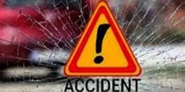 Accident între un microbuz și un autoturism! Trafic blocat! 