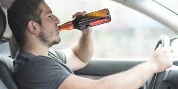 Șoferi băuți pe străzi! Doi bărbați, prinși de polițiști în aceeași zi