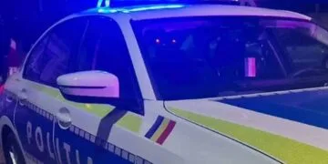 VIDEO. Bărbat reținut după ce și-ar fi agresat tatăl în propria locuință