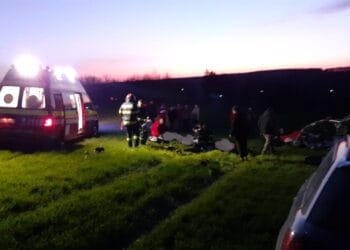 Tragedie! Un pilot și o tânără de 19 ani au murit după prăbușirea unei parapante!