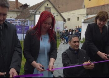 VIDEO. S-a scris istorie! Porțile primei Clinici Stomatologice Sociale din Arad s-au deschis oficial!