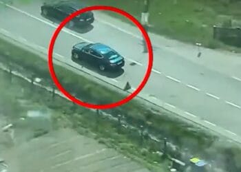 Prinși din elicopter în timp ce depășeau ilegal! Doi șoferi, sancționați dur!