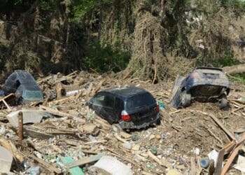 Despăgubiri în 90 de zile pentru victimele dezastrelor. Proiect adoptat tacit în Senat