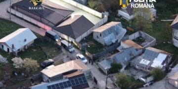 Rețea de trafic de persoane, destructurată de DIICOT. Percheziții în cinci județe și în Capitală. Victime exploatate în Europa de Vest