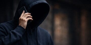 Țeapă telefonică în numele ANAF: escrocii se dau drept inspectori Antifraudă și vânează date bancare