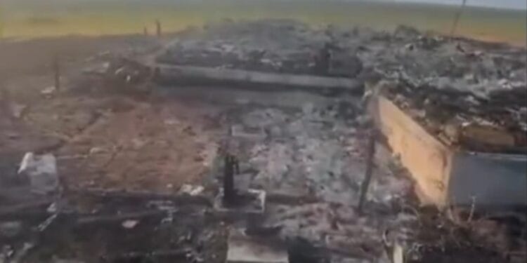 Casa unui cunoscut poet, distrusă de flăcări! Prejudiciu uriaș, autorul este căutat!