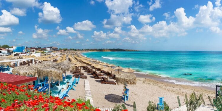 Litoralul pierde startul de 1 Mai: rezervări în scădere și festival mutat în Bulgaria