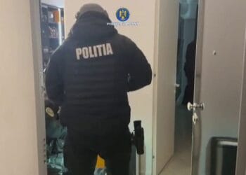 Atac cu spray lacrimogen! Descoperire surprinzătoare la percheziții! Zeci de mii de țigarete ilegale!