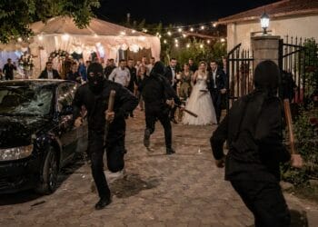 Nuntă transformată în coșmar! Indivizi mascați au intrat peste invitați și au făcut prăpăd