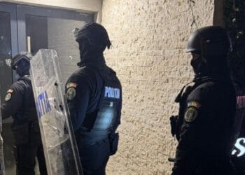 Tun de 3,5 milioane de lei din fonduri publice! Percheziții, rețineri și sechestre pe imobile!