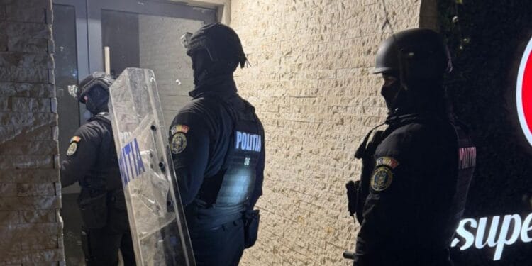 Tun de 3,5 milioane de lei din fonduri publice! Percheziții, rețineri și sechestre pe imobile!