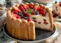 Deserturile copilăriei revin pe masa de Paște: tortul diplomat, vedeta sărbătorilor