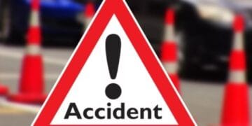Accident! Șofer fără permis și băut a fugit de la locul impactului. În mașină se aflau concubina și copilul minor!