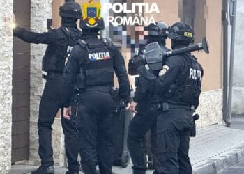 Rețea suspectată că fura gaze naturale, destructurată! Zeci de percheziții și nouă persoane reținute