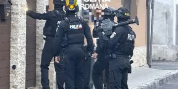 Rețea suspectată că fura gaze naturale, destructurată! Zeci de percheziții și nouă persoane reținute