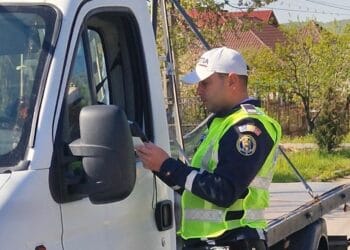 Razie națională pe transportatori! Camioane supraîncărcate trase pe dreapta și amenzi de zeci de mii de lei în prima zi a acțiunii ROADPOL