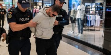 Liberat din penitenciar de două săptămâni, arestat din nou după un furt dintr-un mall! 