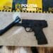 Descinderi în 22 de județe într-un dosar privind arme cumpărate ilegal. Polițiștii au ridicat peste 50 de arme și muniție