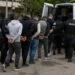 Fugari căutați în toată Europa, aduși în România! Șase bărbați condamnați sau acuzați de infracțiuni grave au fost capturați