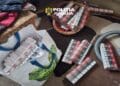 Percheziții într-un dosar de contrabandă cu țigări. Polițiștii au descoperit 30.000 de țigarete și kilograme de tutun!