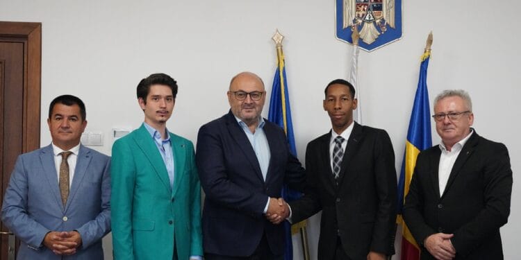 Ambasadorul Cubei în România, primit la Consiliul Județean Argeș. Au fost discutate proiecte comune în cultură, turism și economie