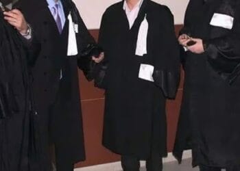 Avocat acuzat că promova în mediul online simboluri fasciste și legionare. Procurorii l-au reținut după percheziții!