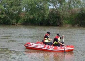 Alertă! Un copil de 8 ani a dispărut în ape! Salvatorii îl caută!