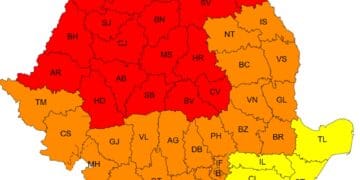 România, lovită de un nou val de caniculă extremă. ANM a emis Cod roșu cu temperaturi de până la 40 de grade!