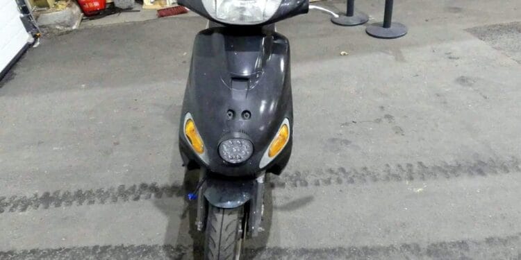 Șofer de moped prins băut, fără permis și cu un vehicul neînmatriculat! Polițiștii au deschis dosar penal!